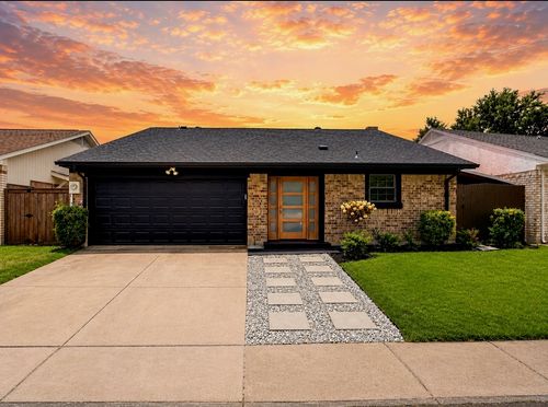 2212 Benbrook Dr, Carrollton, TX, 75007-5703 | Card Image