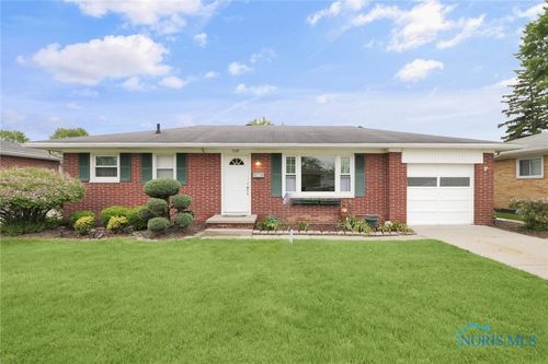 1137 Rosedale St, Maumee, OH, 43537-3243 | Card Image