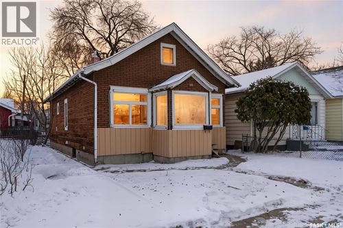 110 Av F S, Saskatoon, SK, S7M1S8 | Card Image