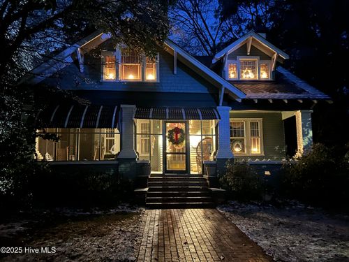 405 N Massey St, Selma, NC, 27576-2518 | Card Image
