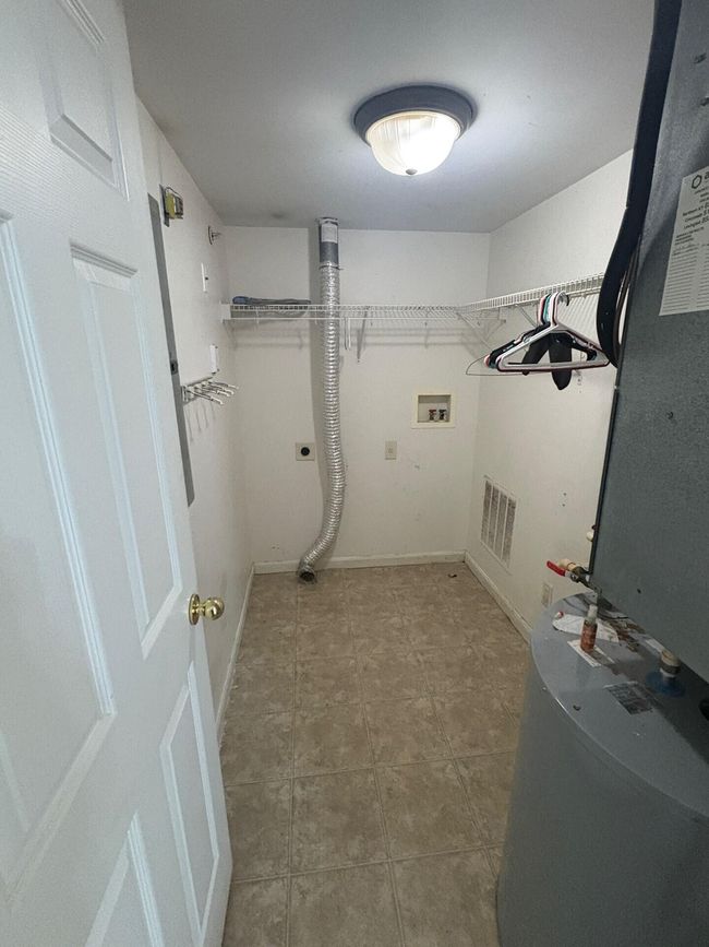799 Slate Vw, Condo with 2 bedrooms, 2 bathrooms and null parking in Cold Spring KY | Image 19