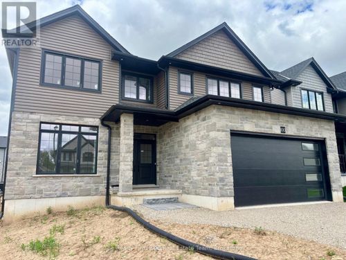 100 Graydon Dr, Mount Elgin, ON, N0J1N0 | Card Image