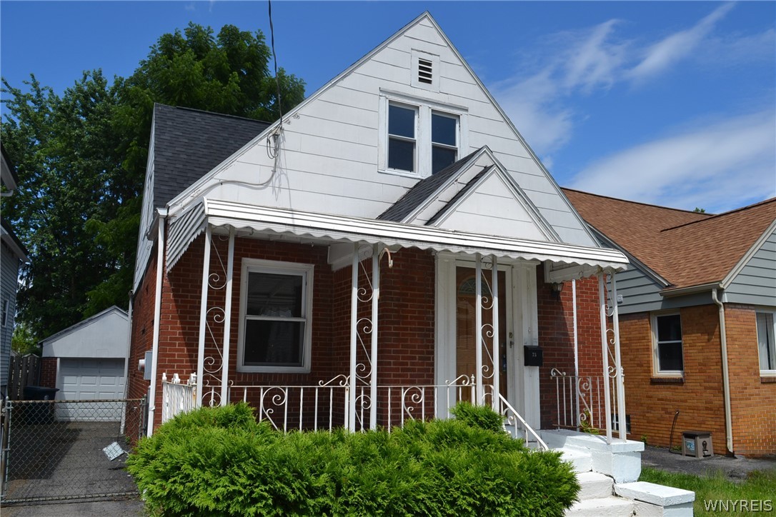 Rosary Ave, Buffalo, NY 14218