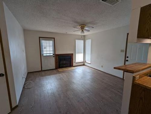 703-2800 Bull Run, Taylor, TX, 76574-5183 | Card Image