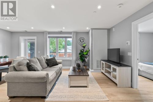 406-187 Victoria St W, Huron, ON, N0G2W0 | Card Image