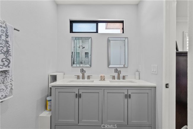 UNIT-9 - 14233 Foothill Blvd, Townhouse with 3 bedrooms, 3 bathrooms and 2 parking in Sylmar CA | Image 20