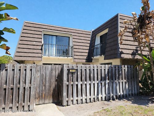 1313 Vista Oaks Circle Ne, PALM BAY, FL, 32905 | Card Image