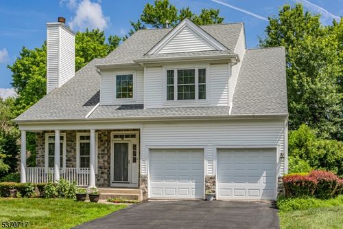 7 Harvard Cir, PRINCETON, NJ, 08540-7924 | Card Image