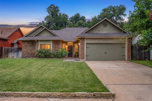 607 Sapling Cv, Cedar Park, TX, 78613-3789 | Card Image