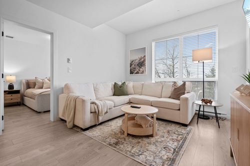 a412-20018 83a Ave, Langley, BC, V2Y3P2 | Card Image