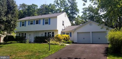 12815 Point Pleasant Dr, FAIRFAX, VA, 22033-3216 | Card Image