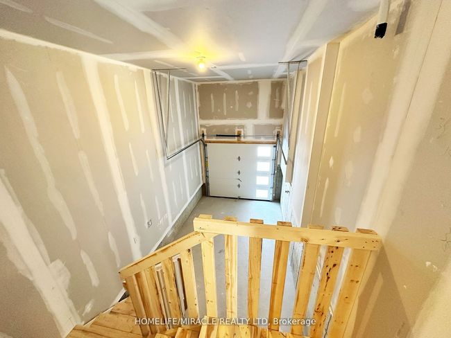 25 Gateway Dr, House other with 6 bedrooms, 4 bathrooms and 2 parking in Barrie ON | Image 22