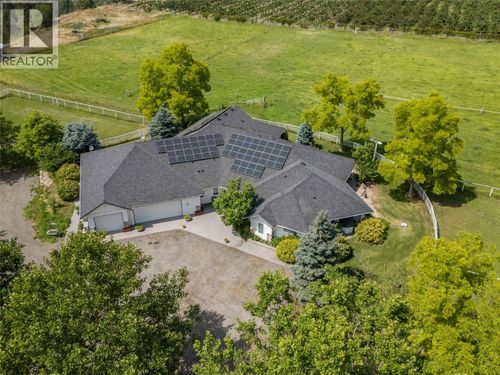 2457 Belgo Rd, Kelowna, BC, V1P1E2 | Card Image