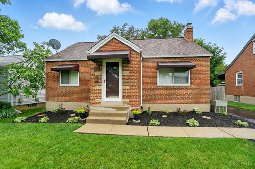 7247 Iuka Ave, Madeira, OH, 45243-2102 | Card Image