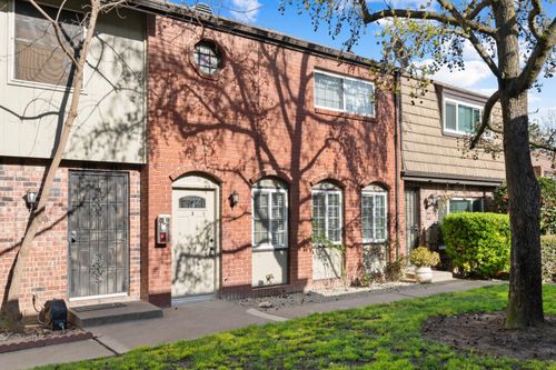 unit-3-1933 Benita Dr, Rancho Cordova, CA, 95670-2643 | Card Image