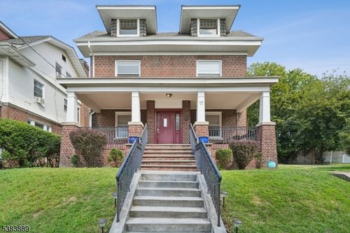 15 Weequahic Ave, Newark, NJ, 07112-2401 | Card Image