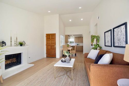 2877 Sanford Lane, Carlsbad, CA, 92010 | Card Image