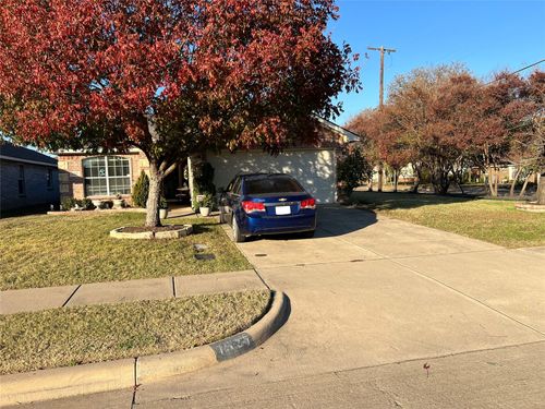 1327 Trula Ln, Irving, TX, 75060-6312 | Card Image