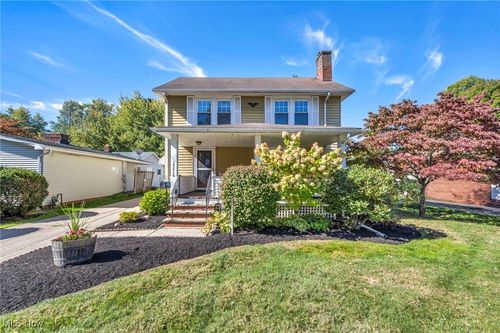 38850 Harmondale Dr, Willoughby, OH, 44094-7914 | Card Image