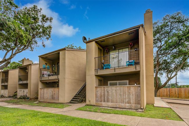 Another view of the exterior. | Image 25