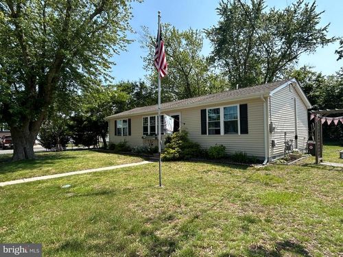 2 Arbor Rd, VILLAS, NJ, 08251-1401 | Card Image