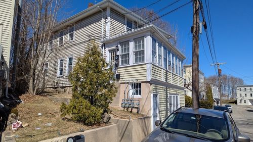 13 Forest Ave, Plymouth, MA, 02360-5389 | Card Image