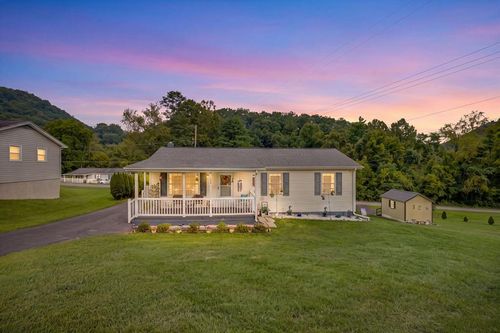 18160 Ridgeview Dr, Abingdon, VA, 24211-7226 | Card Image