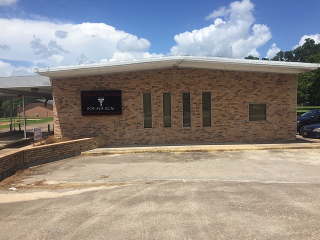 206 N Mckinney St, Sweeny, TX 77480