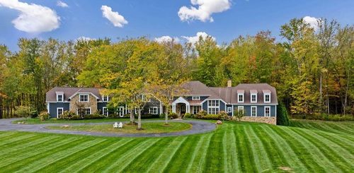 4056 Courter Rd Sw, Pataskala, OH, 43062-9173 | Card Image