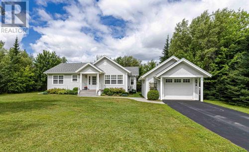 210 Winter River Cir, Pleasant Grove, PE, C0A1P0 | Card Image