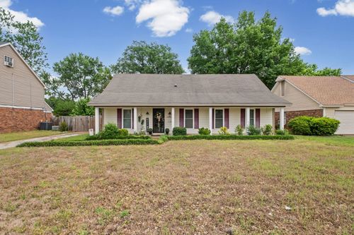 4572 Benoit Dr, Memphis, TN, 38141 | Card Image