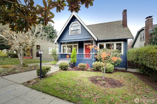 357 29th Ave, Seattle, WA, 98122-6215 | Card Image