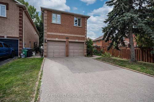 2524 Paula Crt, Mississauga, ON, L5K2R5 | Card Image