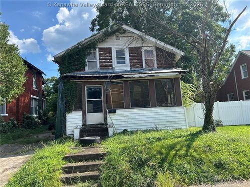 1427 Columbia Avenue, Huntington, WV, 25701 | Card Image