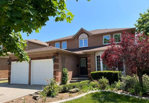 2037 Schoolmaster Cir, Oakville, ON, L6M3A1 | Card Image