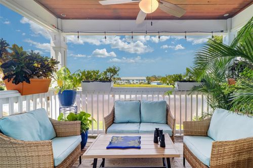 apt-h-151 Seahorse Dr Se, ST PETERSBURG, FL, 33705-6435 | Card Image