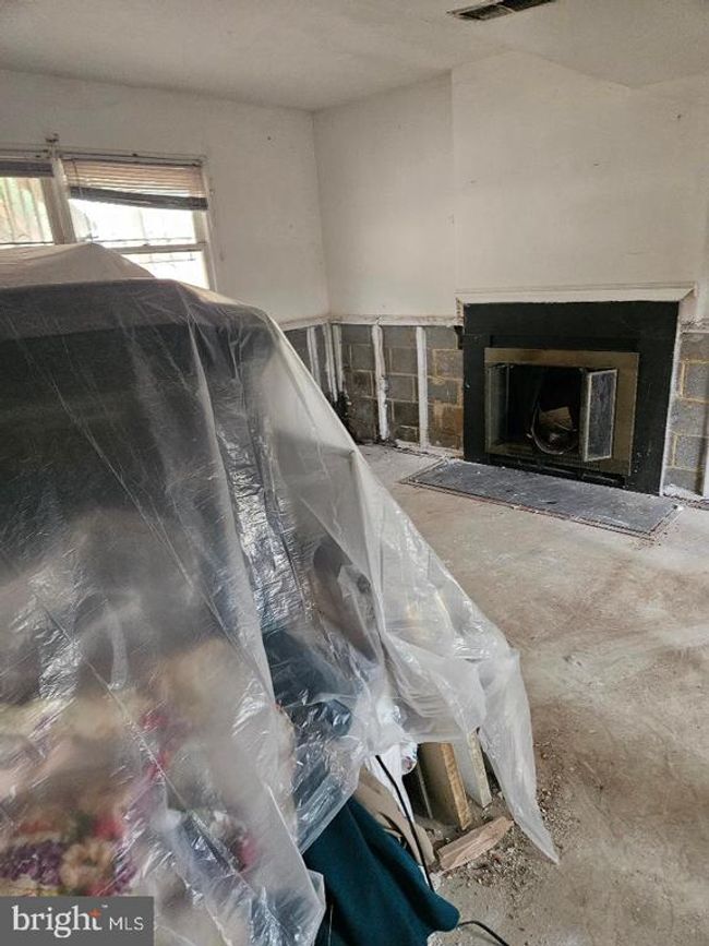 9903 Quiet Glen Ct, House other with 5 bedrooms, 3 bathrooms and null parking in SPRINGDALE MD | Image 19