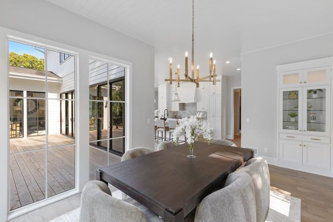 20395 Park Pl, House other with 5 bedrooms, 5 bathrooms and null parking in Excelsior MN | Image 15