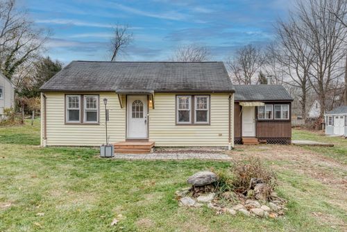 83 Morin Ave, Coventry, CT, 06238-2425 | Card Image