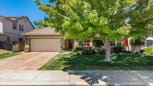 1751 Daniel Dr, Ripon, CA, 95366-9588 | Card Image