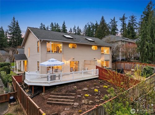 13316 Ne 89th St, Redmond, WA, 98052-1998 | Card Image