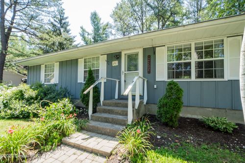 29 Quail Ct, Saratoga Springs, NY, 12866-5763 | Card Image