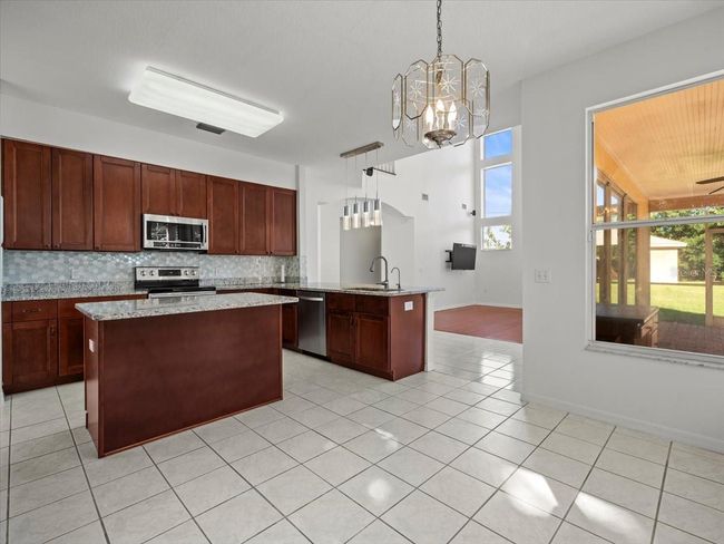 9701 Hidden Cove Ct, House other with 5 bedrooms, 3 bathrooms and null parking in Tampa FL | Image 19