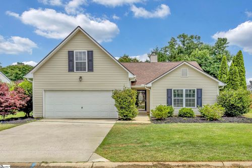 4 Raleigh Ct, Simpsonville, SC, 29681-1980 | Card Image