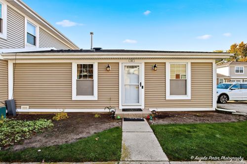 357 Farmingdale Cir, Vernon Hills, IL, 60061-1909 | Card Image