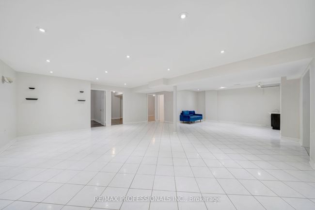 BASEMENT - 73 Fiddleneck Cres, House other with 3 bedrooms, 1 bathrooms and 1 parking in Brampton ON | Image 12