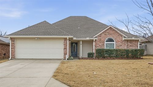 217 Quail Run, Aubrey, TX, 76227-4804 | Card Image