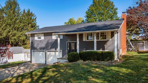 875 Orchard Hill Rd, Zanesville, OH, 43701-1362 | Card Image