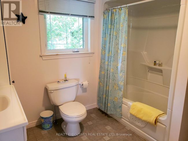 7 B1 Rd, House other with 3 bedrooms, 2 bathrooms and 3 parking in Lombardy ON | Image 26