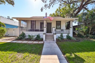 218 15 Th Avenue N, House other with 4 bedrooms, 1 bathrooms and null parking in Saint Petersburg FL | Image 3